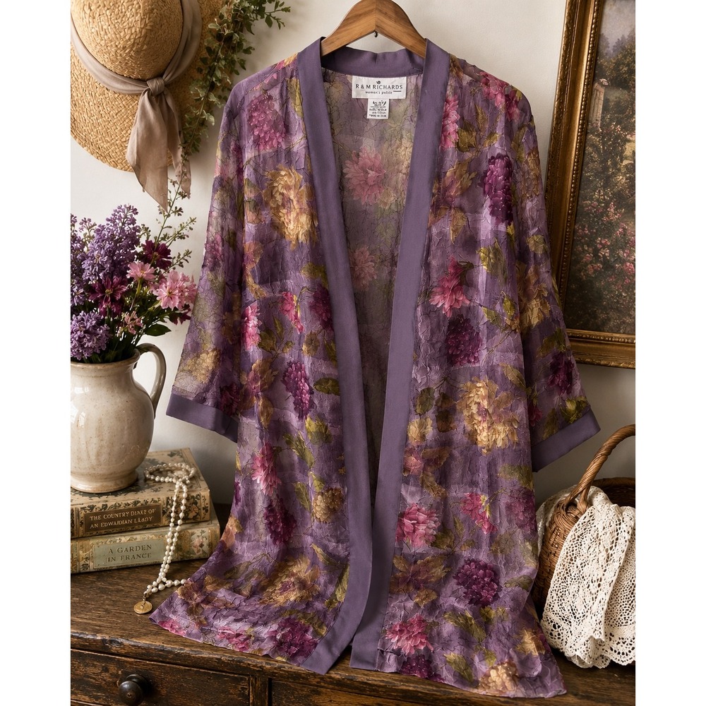Vintage R&M Richards Sheer purple Floral Crinkle Open Front Boho Kimono
Size 16